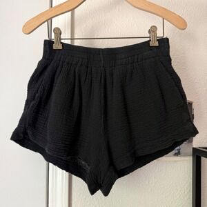 THE HANDLOOM Los Angeles black cotton gauze high rise pull on shorts